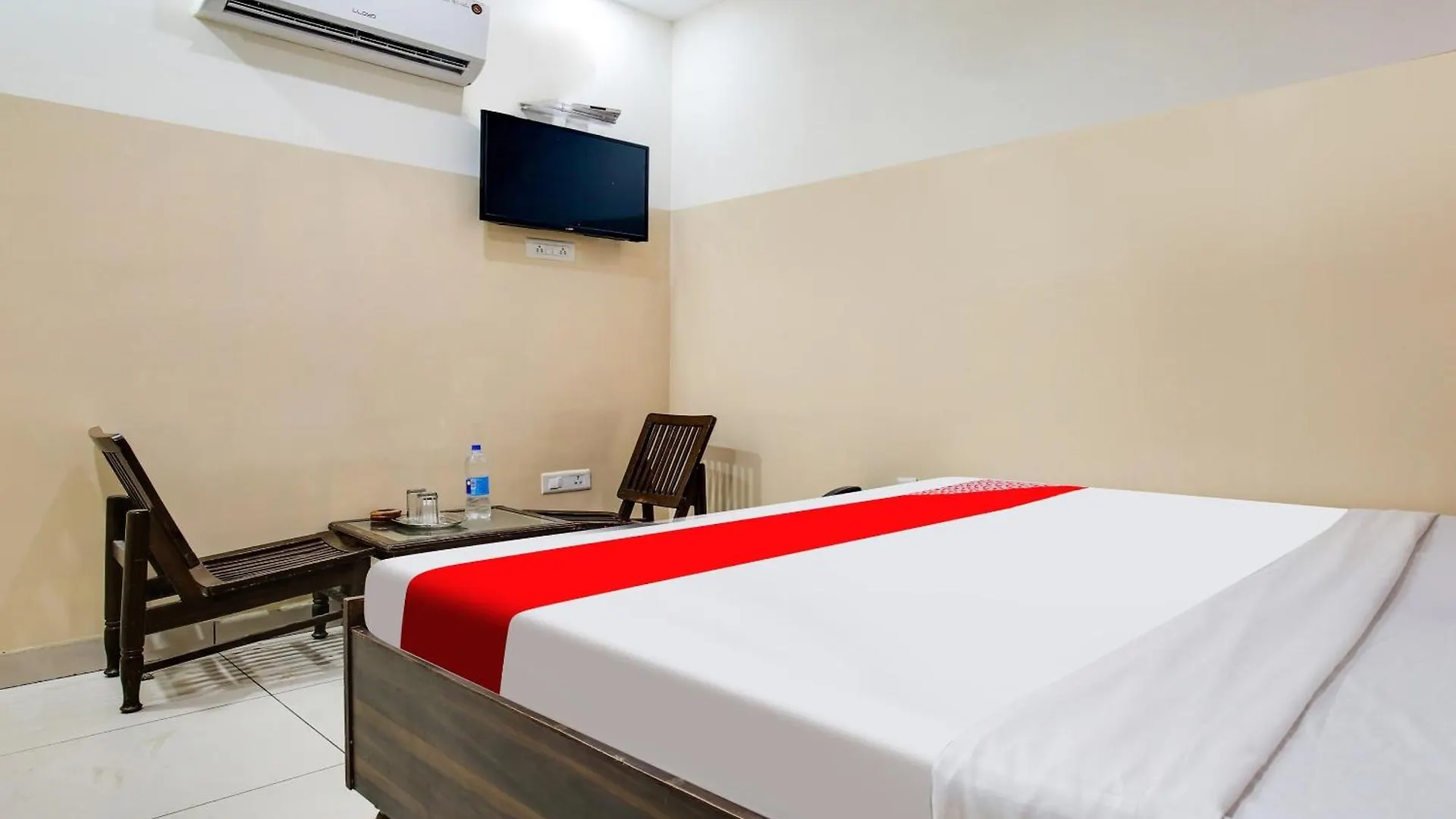 Flagship Mayank Palace Hotel Chandigarh