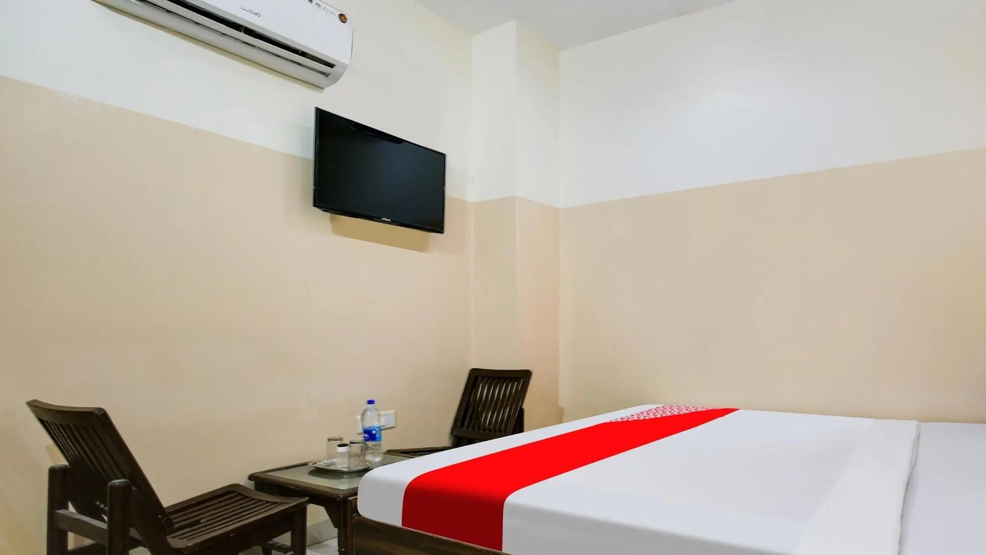 Flagship Mayank Palace Hotel Chandigarh 3*,  India