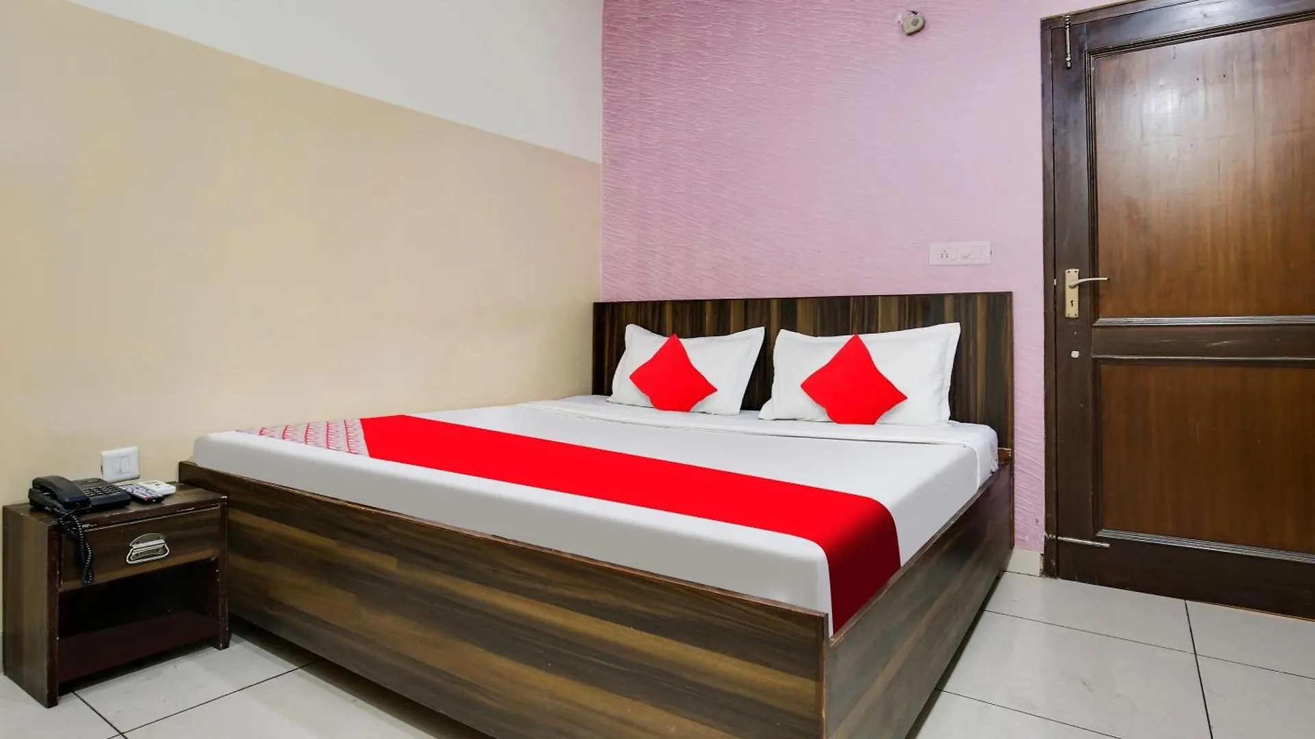 Flagship Mayank Palace Hotel Chandigarh